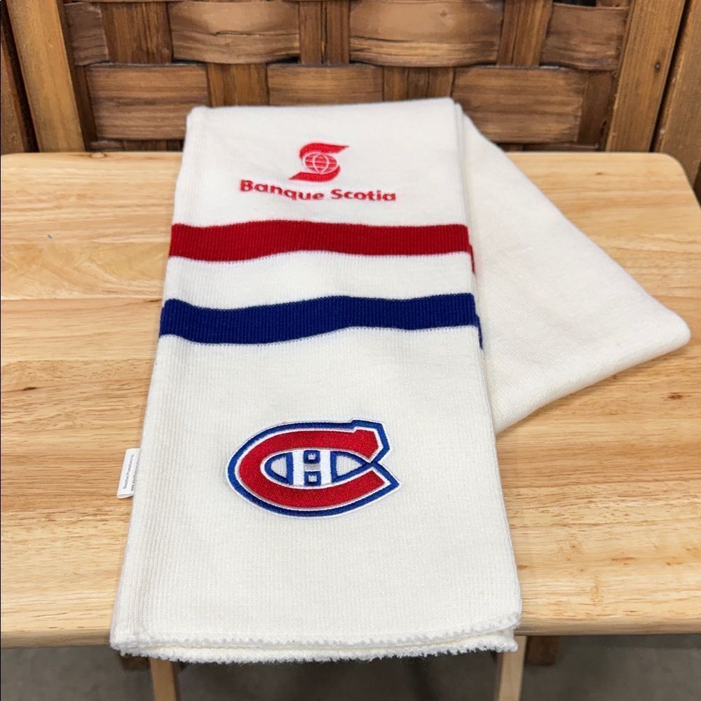 Montreal Canadiens NHL Winter White Scarf Scotia Bank